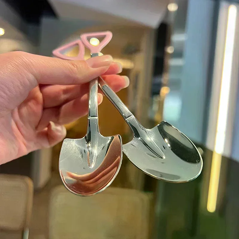 Stainless Steel Soup Spoon Deepen Large Capacity Spoon Silver Mirror Polished Flatware Soup Rice Home Kitchen Tableware