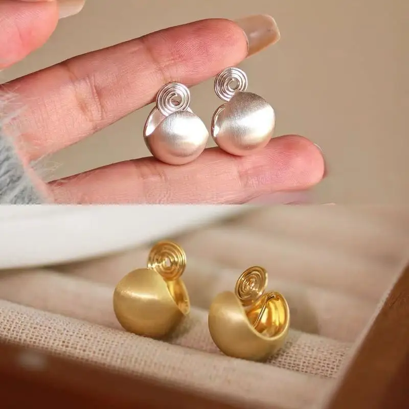 1Pair C Shaped  Frosting Small Stud Earrings For Women Piercing Earring Wedding Luxury Quality Jewelry