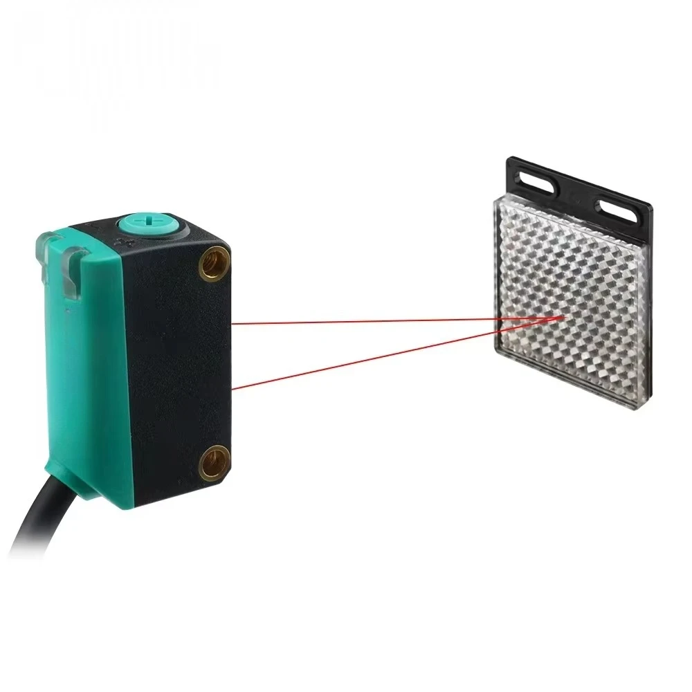 High-performance NPN PNP Sensing Range 8000mm Laser Sensor for Industrial Production