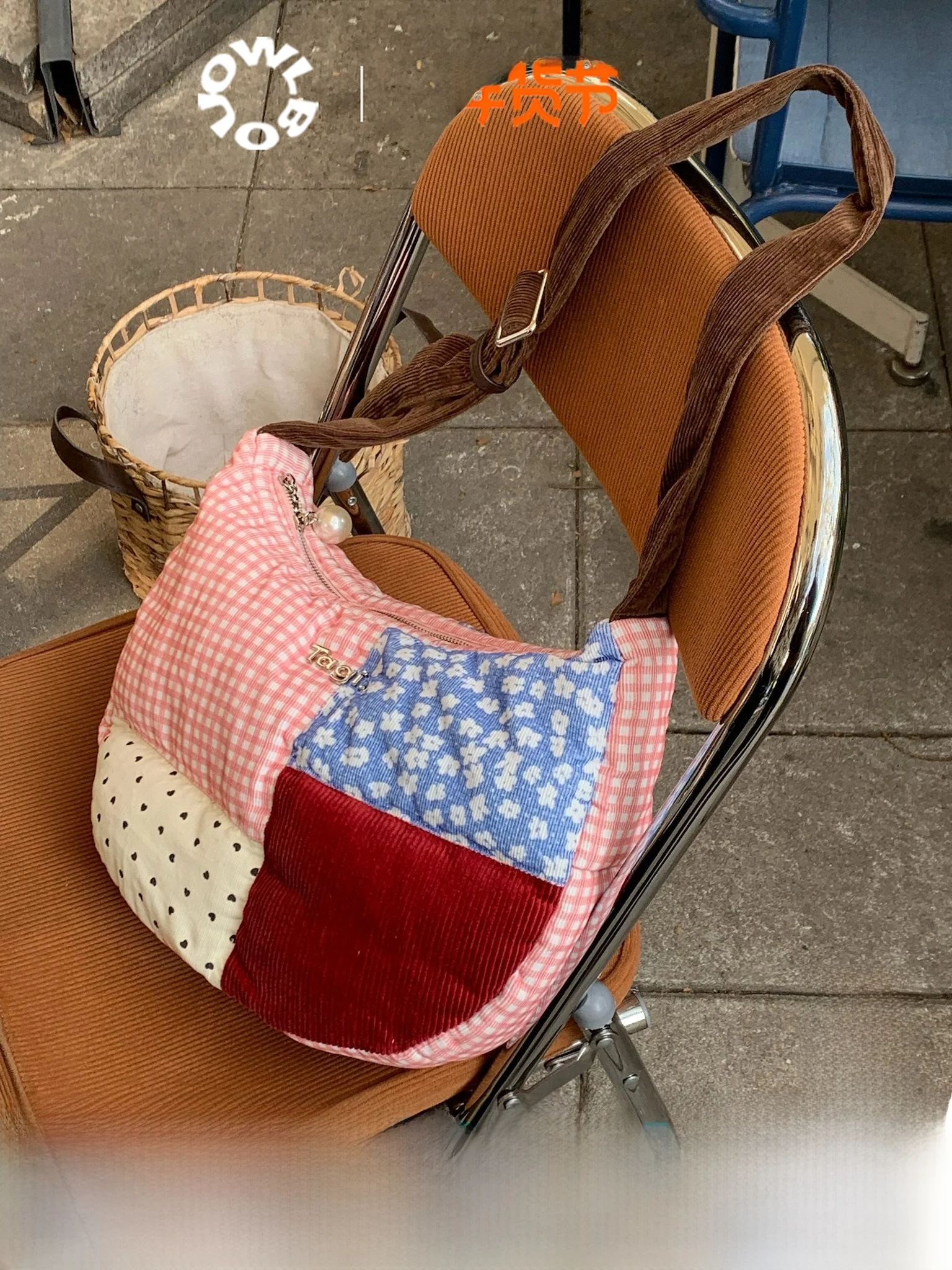 

Tagi Velvet Pillow aped Crossbody Bag for Women Casual Daily Spotted Pattern Large Capaci Single oulder Sling Bag