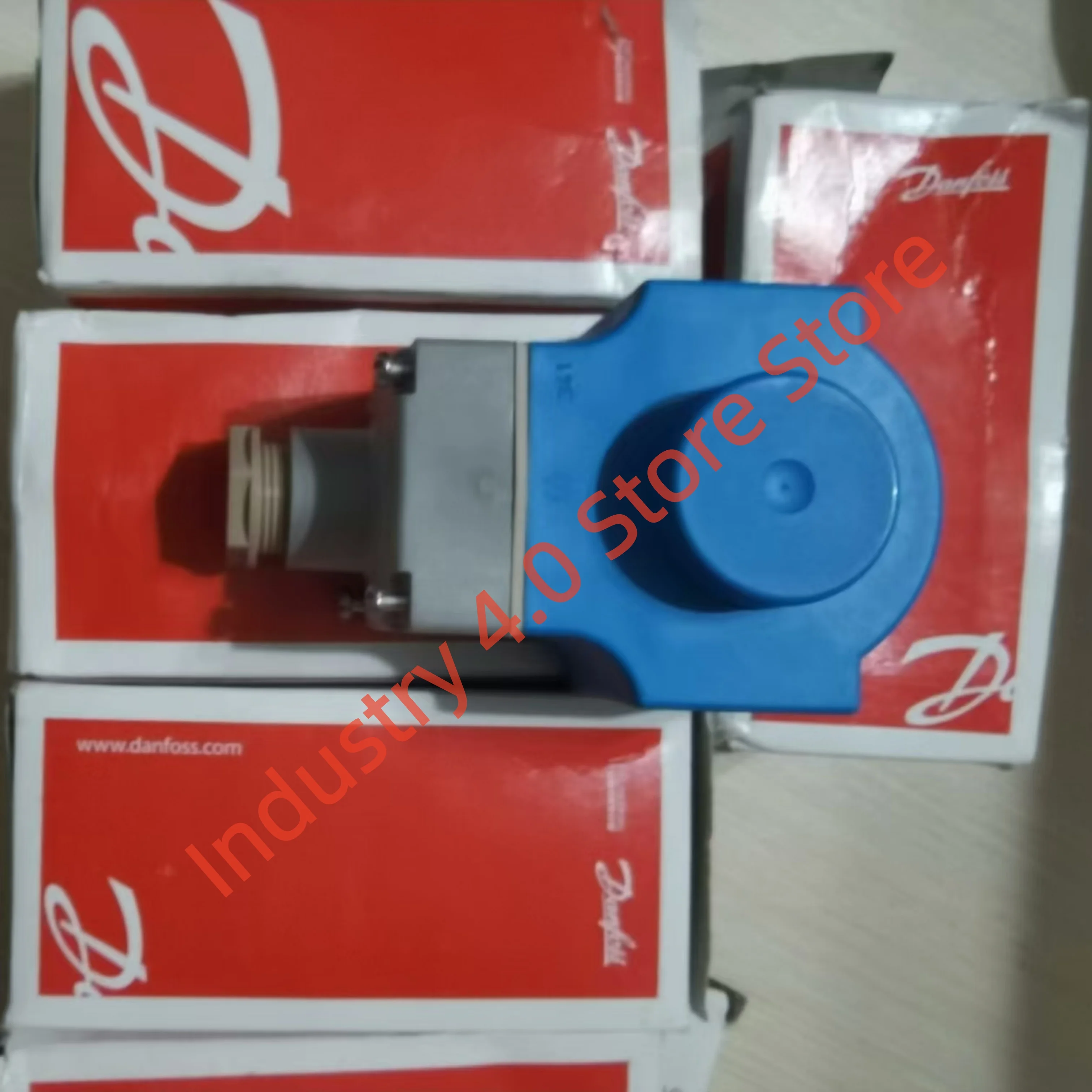 

solenoid valve coil brand 018F6905 BN230AS new 018F7351 BB230AS