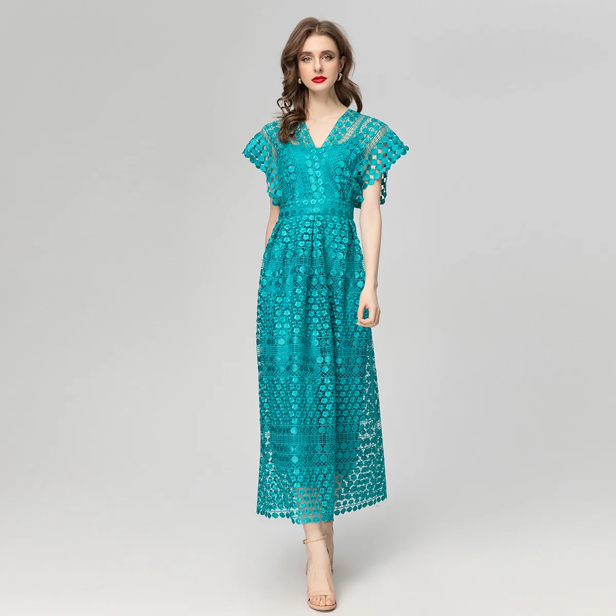 

2024 New Fashion Runway Designer Women's V-Neck Hollow Bubble Sleeve Closed Waist Temperament Slim Sexy Green Dress