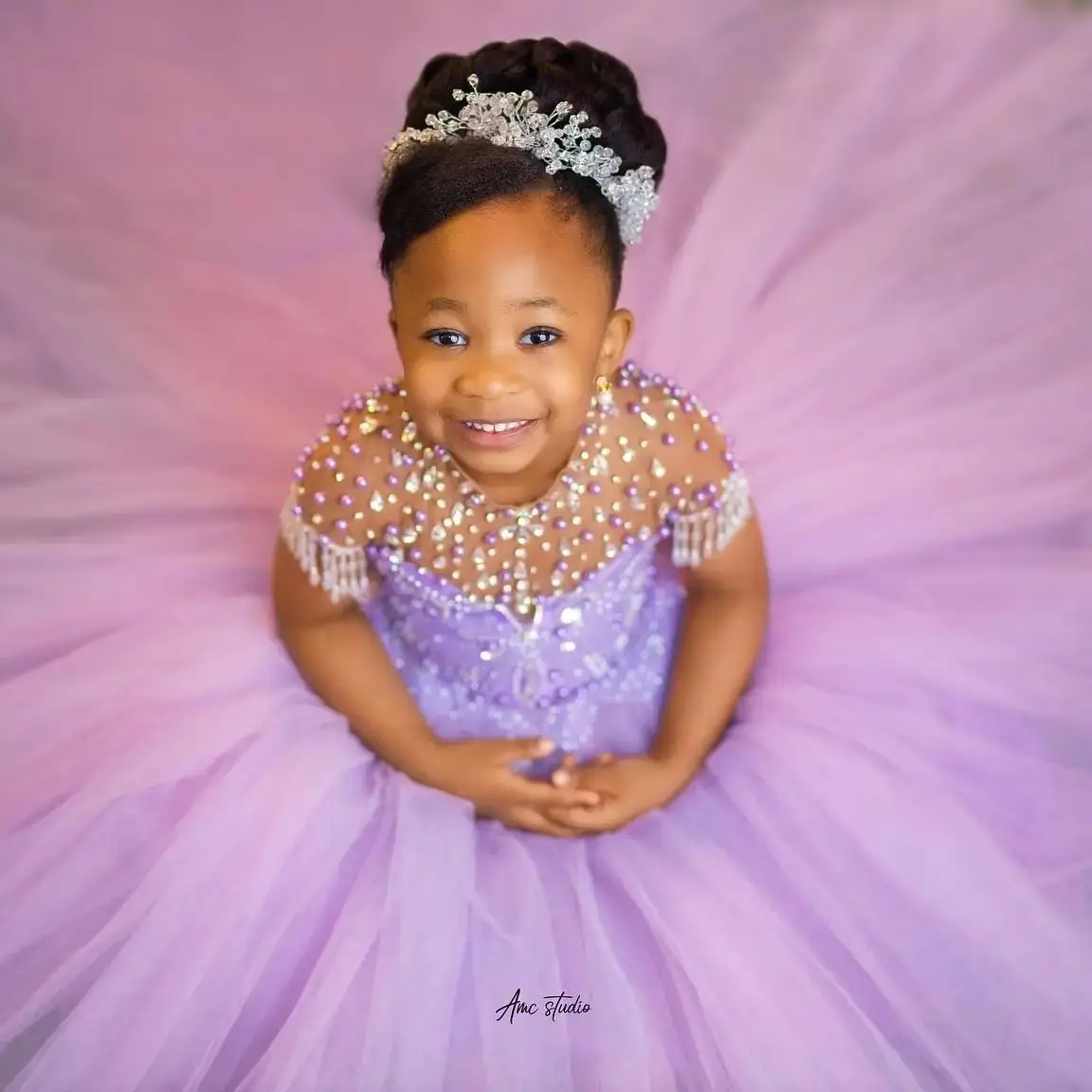 Lavender Beading Girls Birthday Party Dresses Customized Crystal Flower Girl Dresses for Wedding Baby Ball Gowns for Photo Shoot