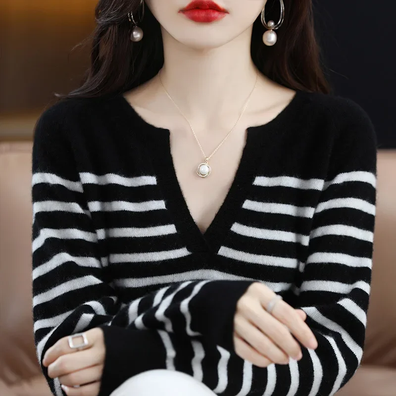 Women's Sweater Autumn Korean Fashion Striped Sweatshirt V-neck Knit Pullover 100% Wool Sweater Loose Casual Long-sleeved Jumper