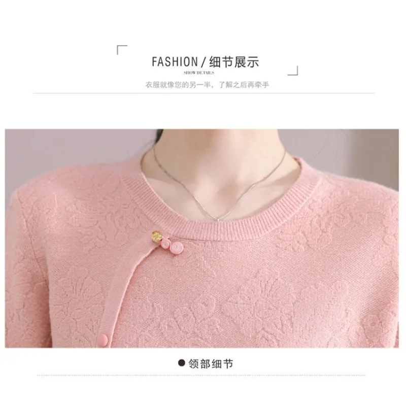 Maglione alla moda da donna e top lavorato a maglia alla moda