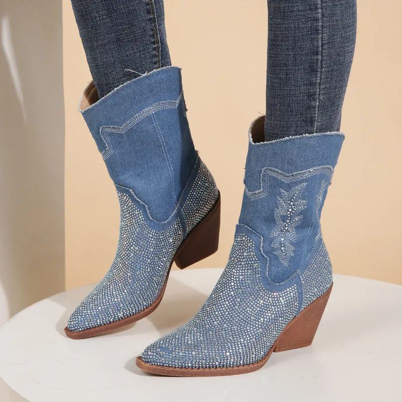 

2024 New Fashion Rhinestone Pointed Mid Cap Thick Heel Boots Hot Girl Blue New Western Cowboy Boots Women