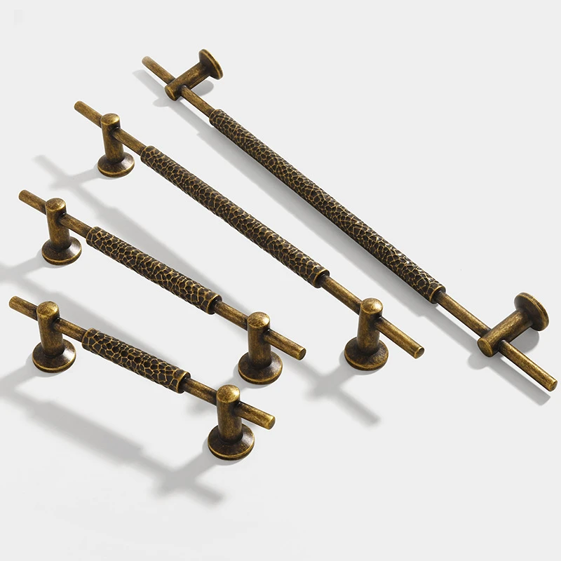 

AOBT Antique wardrobe door handle modern light luxury simple bronze retro single hole drawer cabinet wine cabinet single handle