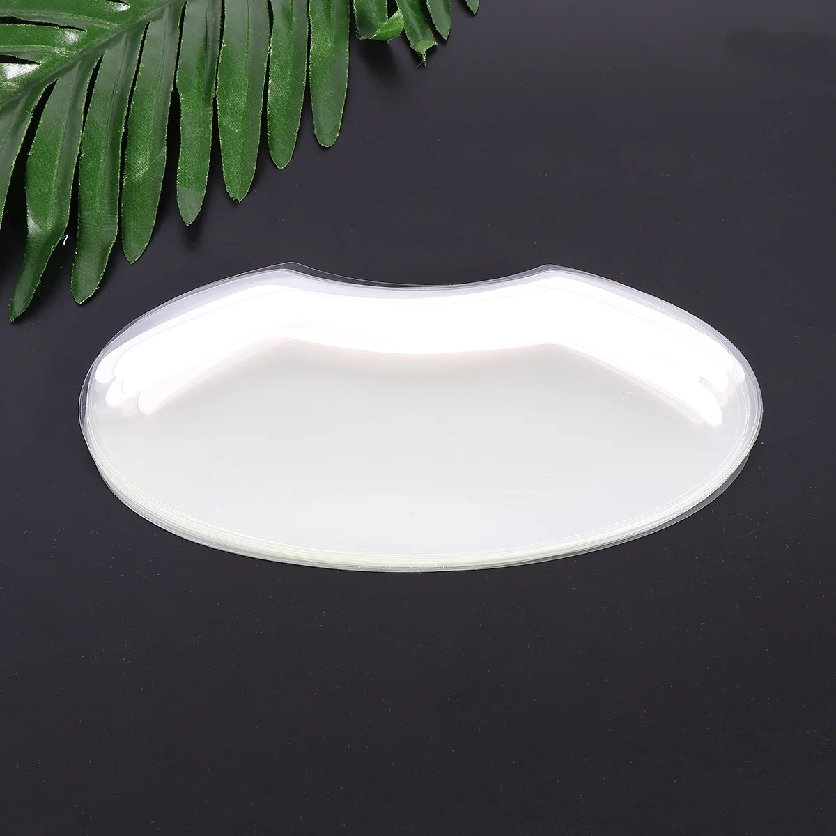 

1Pcs Transparent Face Baffle Eyeprotector for Salon Haircut Home Use No Odor Easy to Use Baffle Face Protection