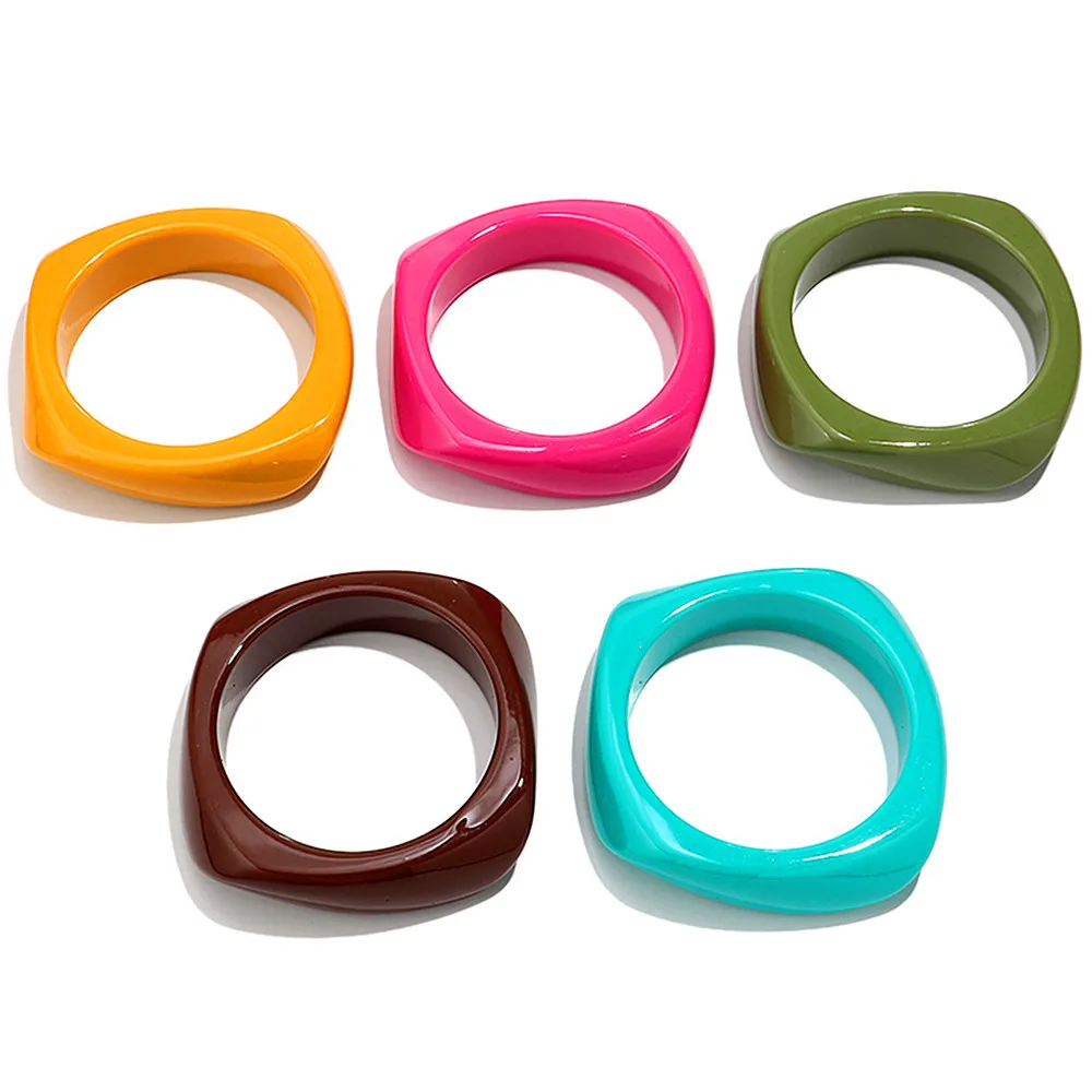 New Resin Geometric Square Stackable Bangles for Women Vinatge Wide Cuff Bangles Bracelets New 2026 Autumn Winter Jewelry Gifts