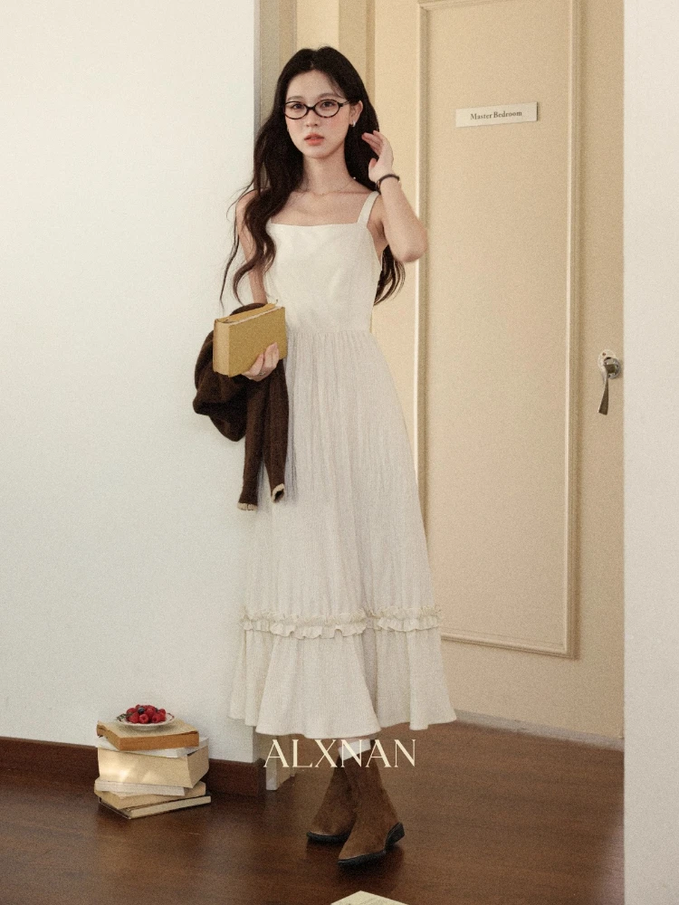 

ALXNAN Sleeveless Long Dress Elegant Pleated Lace Trim Women‘s New Early Autumn Anti-wrinkle Halter Dress Female Clothing L5773