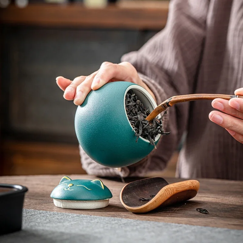 230ML Tea Storage Jar Cute Pets Gradient Color Ceramics Jar Cat Tea Can Moisture Proof Household for Candy Sealed Storage Box