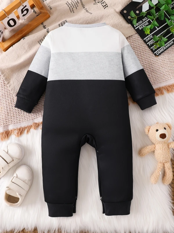 Spring and autumn style round-neck contrasting color long-sleeved open-crotch jumpsuit for baby boys and toddlers