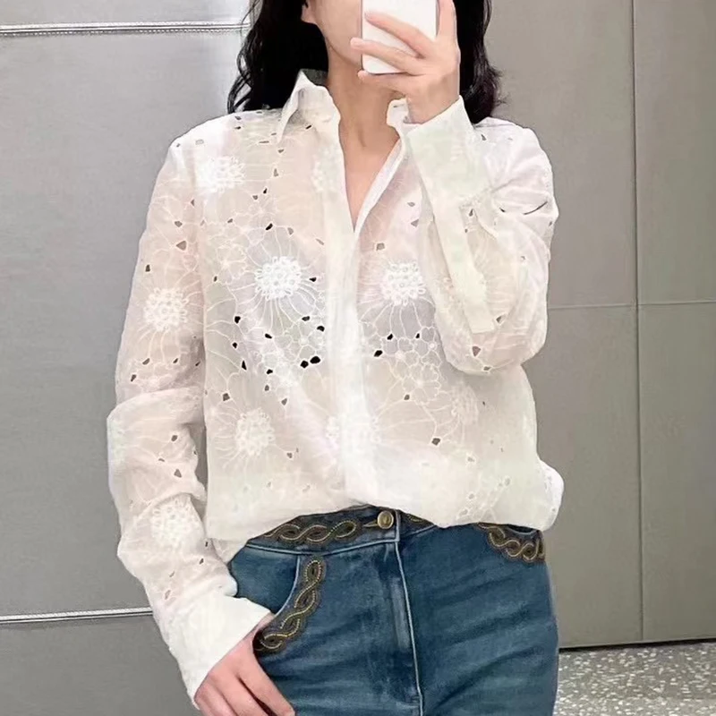 Women's Embroidery Flower Long Sleeve Shirt, Classic Hollow Out Design Top, Fashion Casual Versatile Blouse, Summer, New, 2025