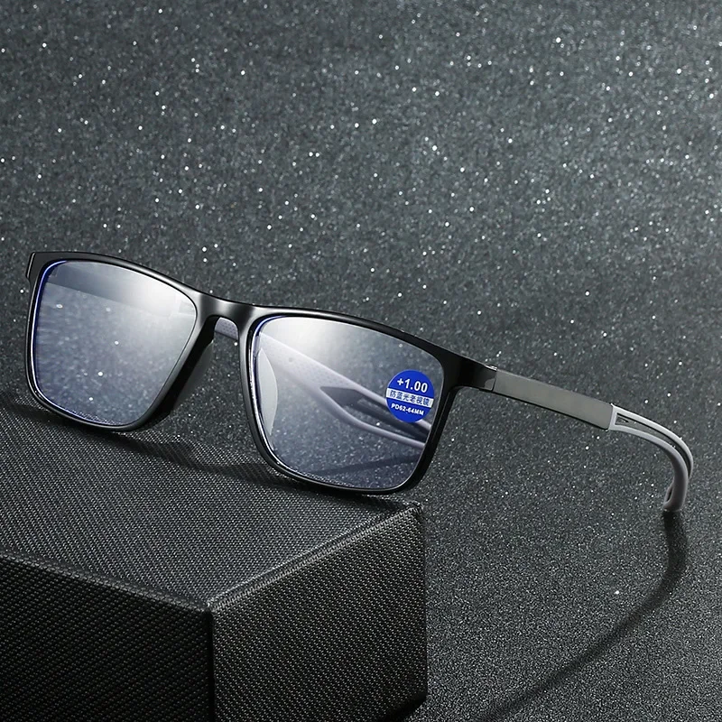 A Pair of TR90 Blue-light Reading Glasses for Men and Women with High-definition Flat Mirror and Light Reading Glasses for Men.