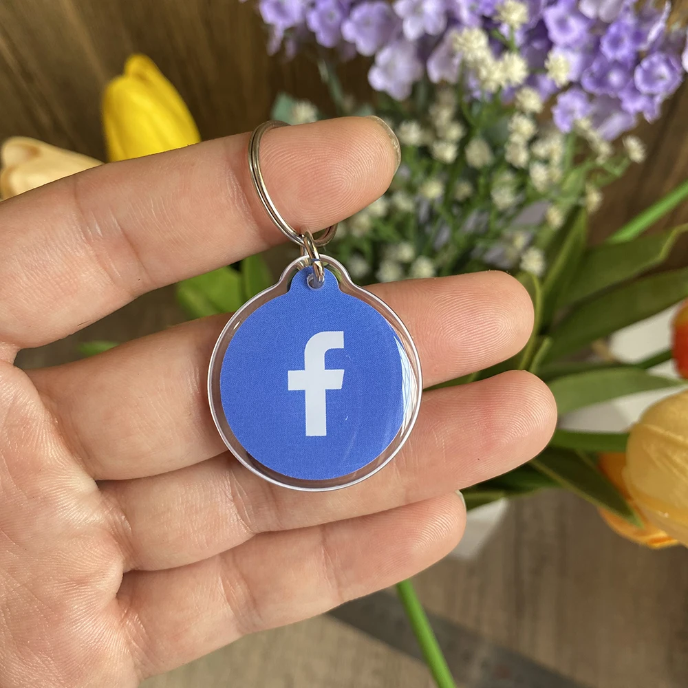 NFC Tap Key Tag Social Media WhatsApp Facebook Instagram Epoxy Keychain NFC Key Chains