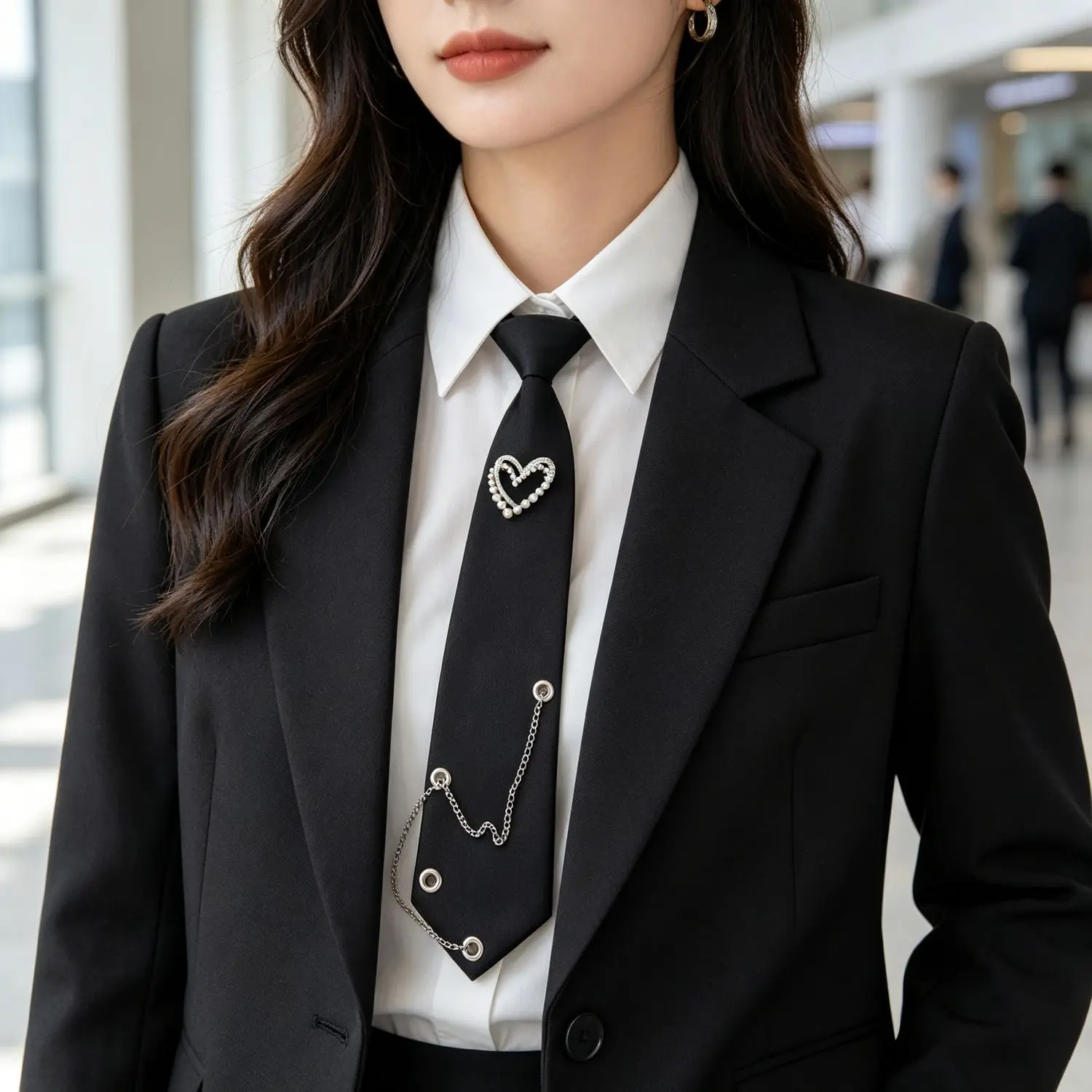 New Chain Heart Shaped Decorative Tie for Girls College Style Boys Tie Fashionable Versatile Shirts Accessories Trendy Neckties