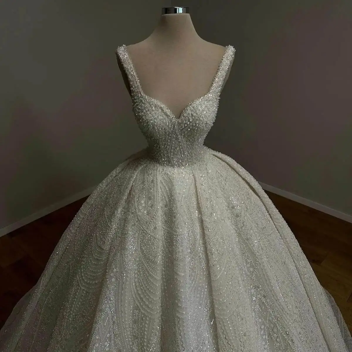 فساتين زفاف رائعة منفوش خرز فساتين لحضور الحفلات الموسيقية للحفلات والمناسبات الخاصة سويب تراين فيستدو دي نويفا حسب الطلب