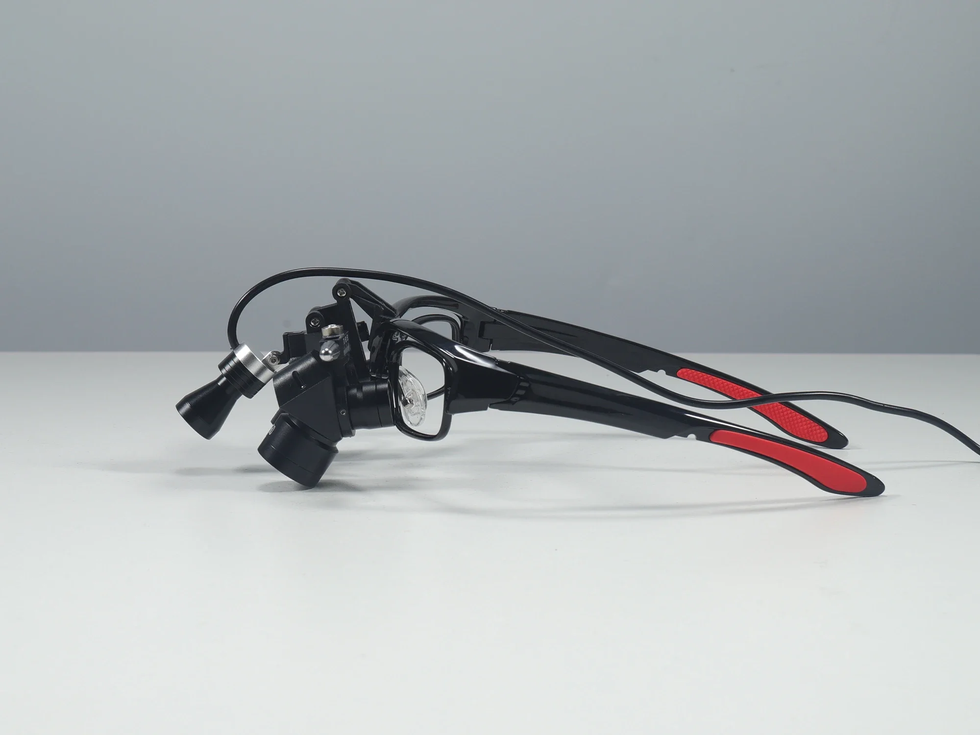 5X Ergo Conversion Lens Magnifying Glass With Optional Metallic Plastic Adjustment Frame And Adjustable Pupil Distance