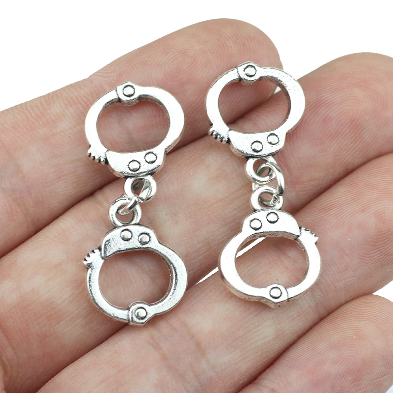 6 Pieces 14x18mm Antique Silver Plated Handcuffs Connector Keychains Charm For Diy Making