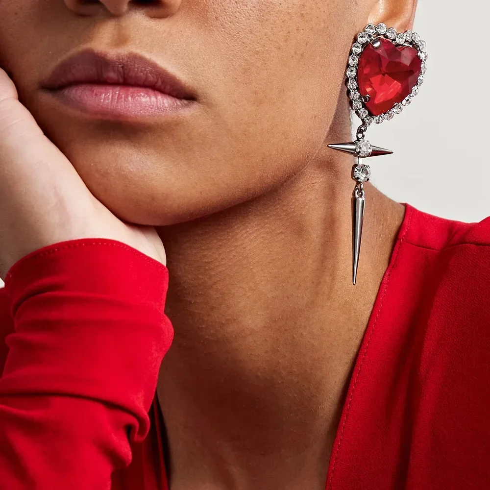 Red Heart Crystal Clip on Earrings Metal Pendant No Piercing Jewelry Fashion  Rhinestone Ear Clip Earrings Women Accessories