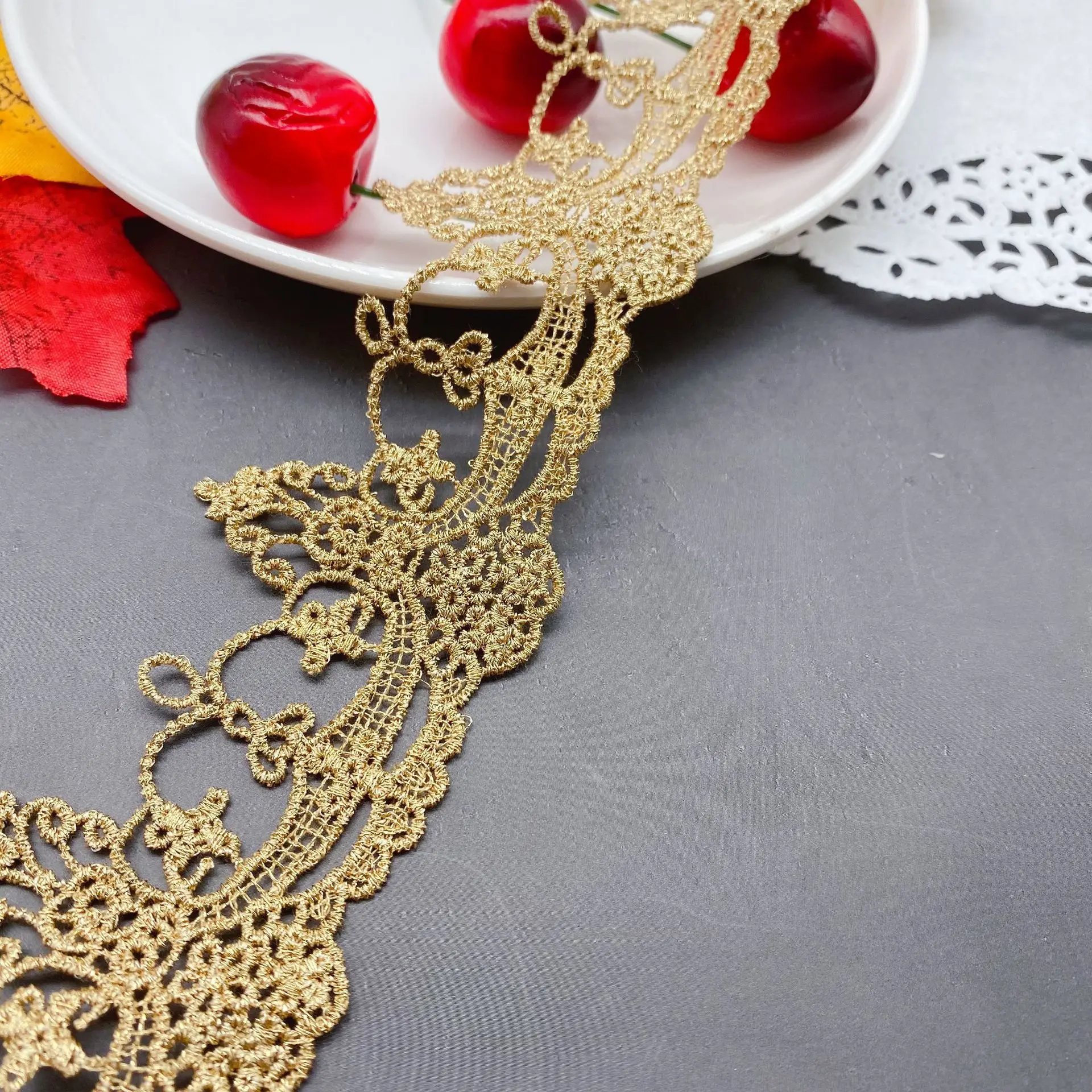 10Yds 5 سنتيمتر واسعة الراقية الذهب موضوع التطريز فستان الدانتيل اكسسوارات DIY بها بنفسك يمكن ارتداؤها الشريط الذهب الباركود الدانتيل الزخارف H013