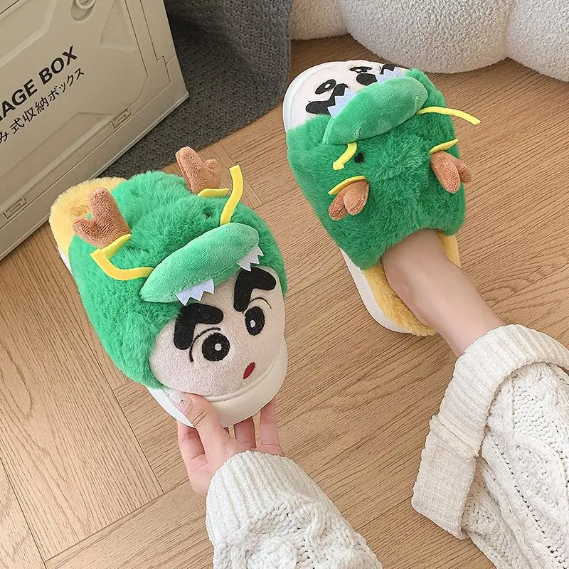 

Фирменные хлопковые тапочки Crayon Shin-Chan для женщин, зима 2026, новые теплые и пушистые домашние тапочки, рождественский подарок для детей