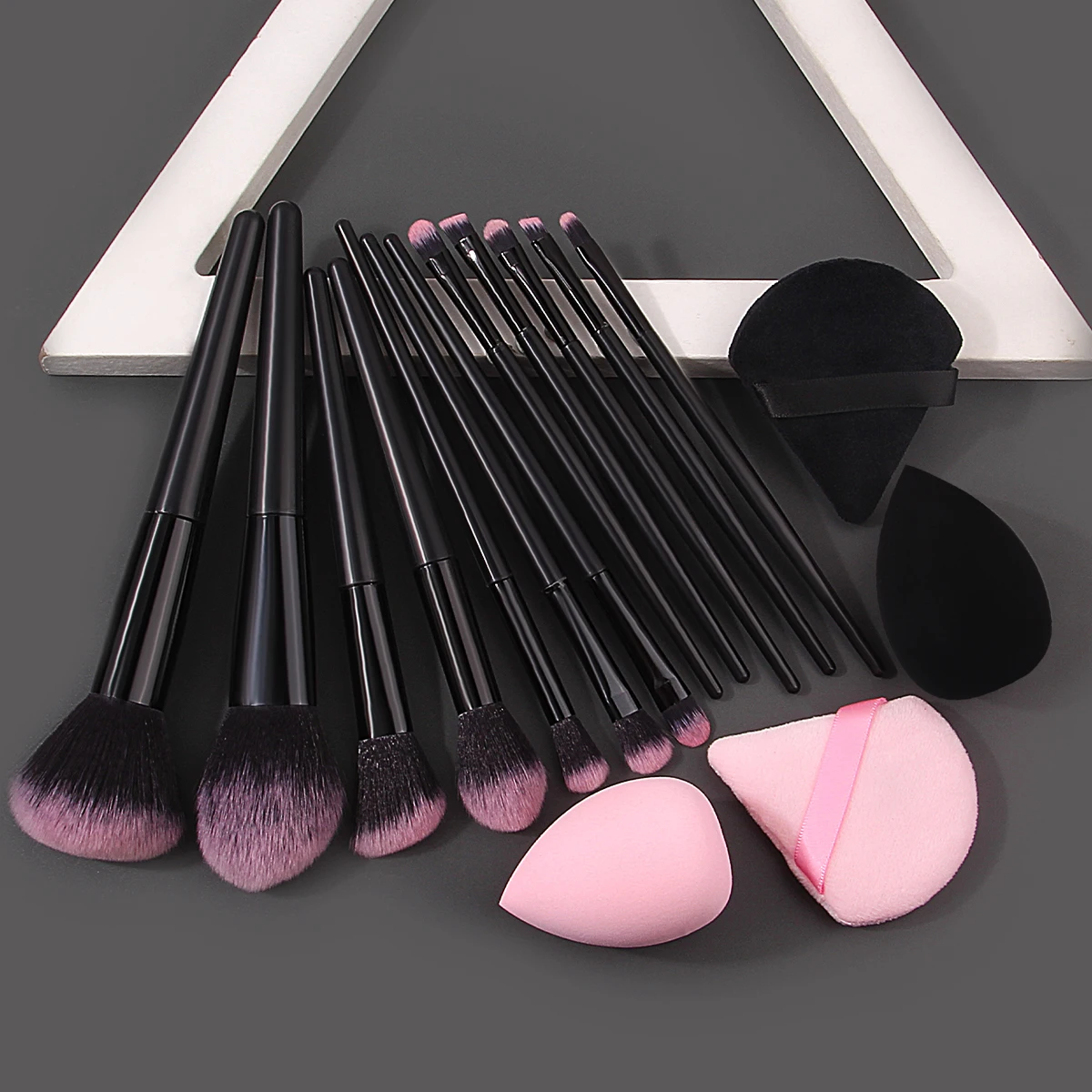 Ensemble complet de pinceaux de maquillage pour débutants, 16 pièces, pour fard à paupières, cheveux doux, amples, pliés, éponge douce, bouffée de poudre, œuf de beauté