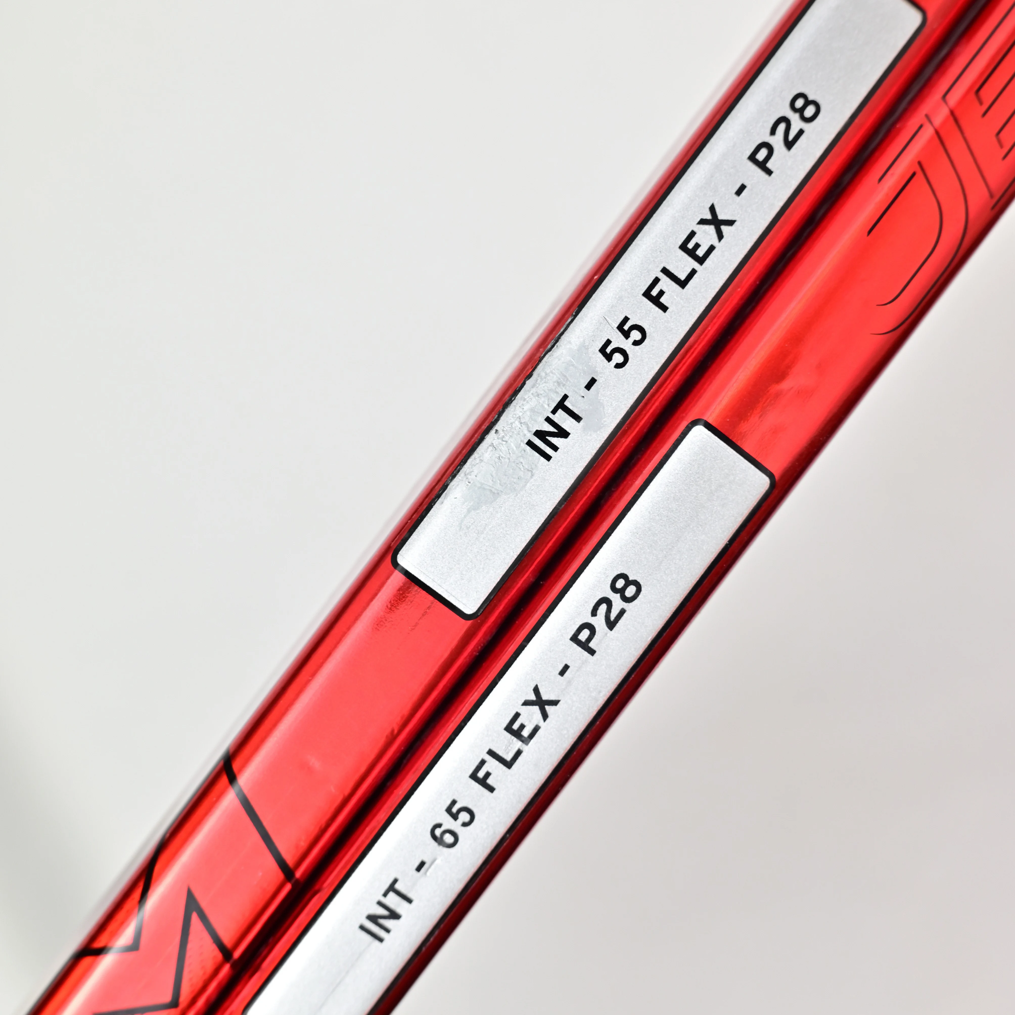 [2-pack][INT][HKP][FT8] [Willekeurige kleur] IJshockeysticks voor senioren Koolstofvezel met grip P28 P29 Willekeurige kleur pro-model