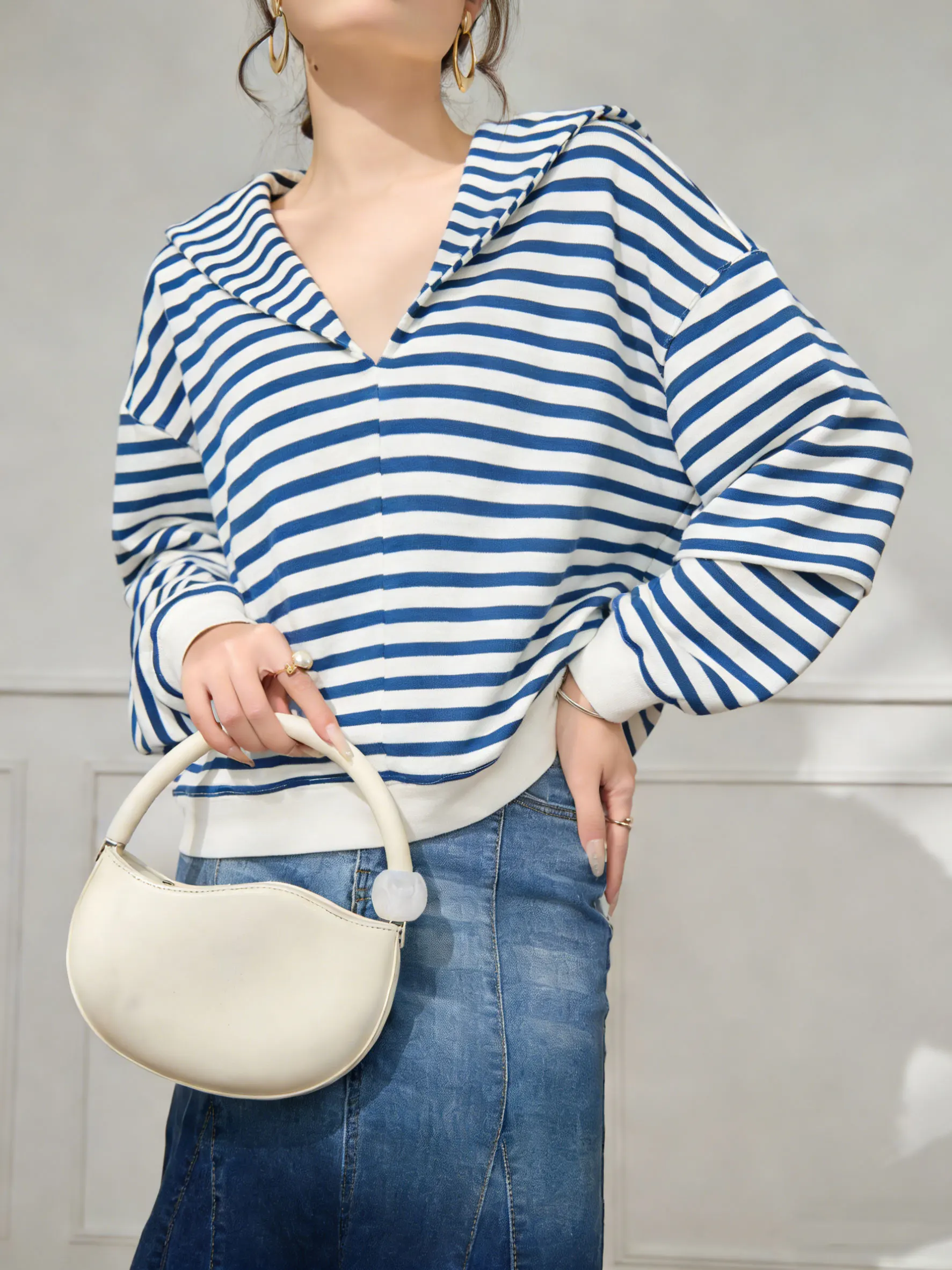 

Lulu Color Block Stripe Design Women's Long Sleeve Loose Slimming Versatile T-Shirt Casual Style Winter Spring Season Regular...