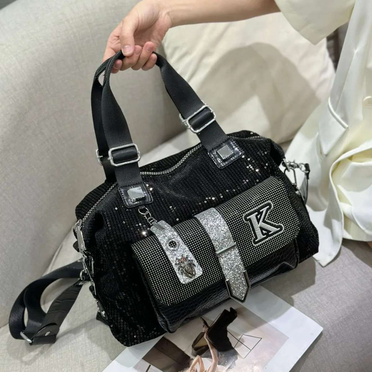 

2025 New Sequins Tote Bag for Women Pattern Artificial Leather Messenger Bags Women Pu Leather Everyday Handbag