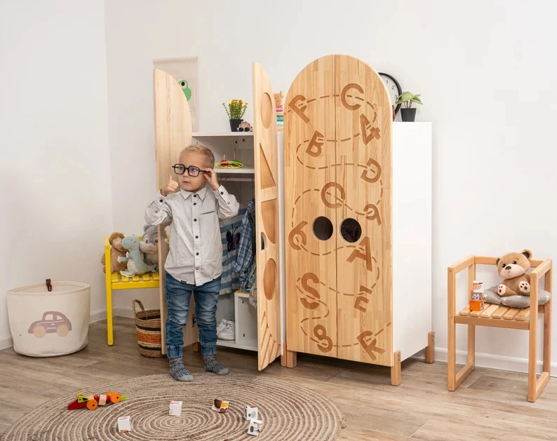 

202408Kids Dress up Storage Wood Closet for Toddler Unique Bookcase Armoire Organizer Baby Toys Storage Montessori Kids Wardrobe