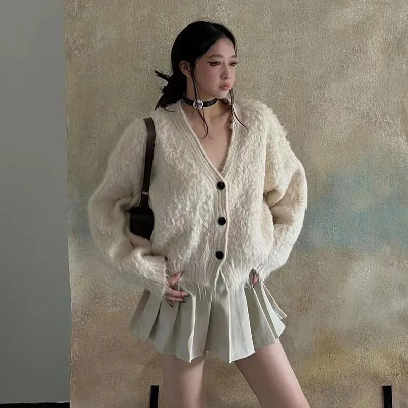 2024 Winter New Women's Lamb Fur-Like Fluffy Sweater Coat - Stylish Loose Short Knitwear Top with Graceful Fit