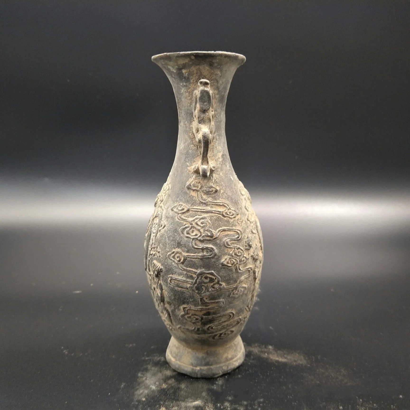 Chinese antique collection precious vases copper vase ornaments exquisite handicrafts