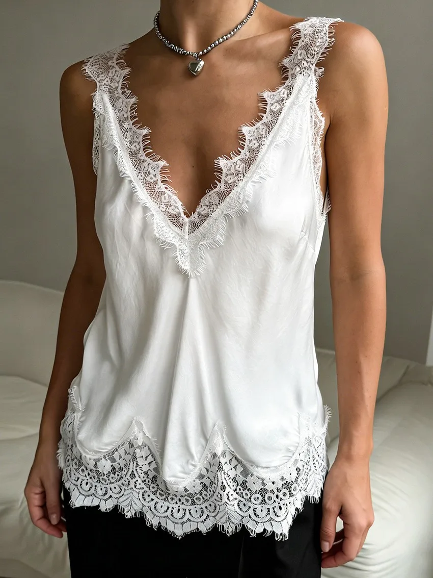 Sommer-Frühlings-Damenbekleidung mit Spitzenbesatz, ärmellose V-Ausschnitt-Oberteile für Damen, elegante Tanktops aus Polyester, Vintage Y2K-Kleidung.