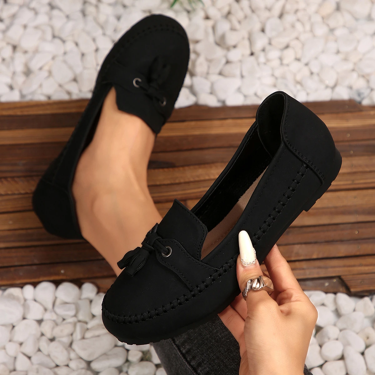 Damen-Loafer mit Quasten, runde Zehenpartie, Slip-On, flache Schuhe, Wildleder-Optik, weiche Sohle, lässige Damen-Mokassins für den Alltag. – Detail 21