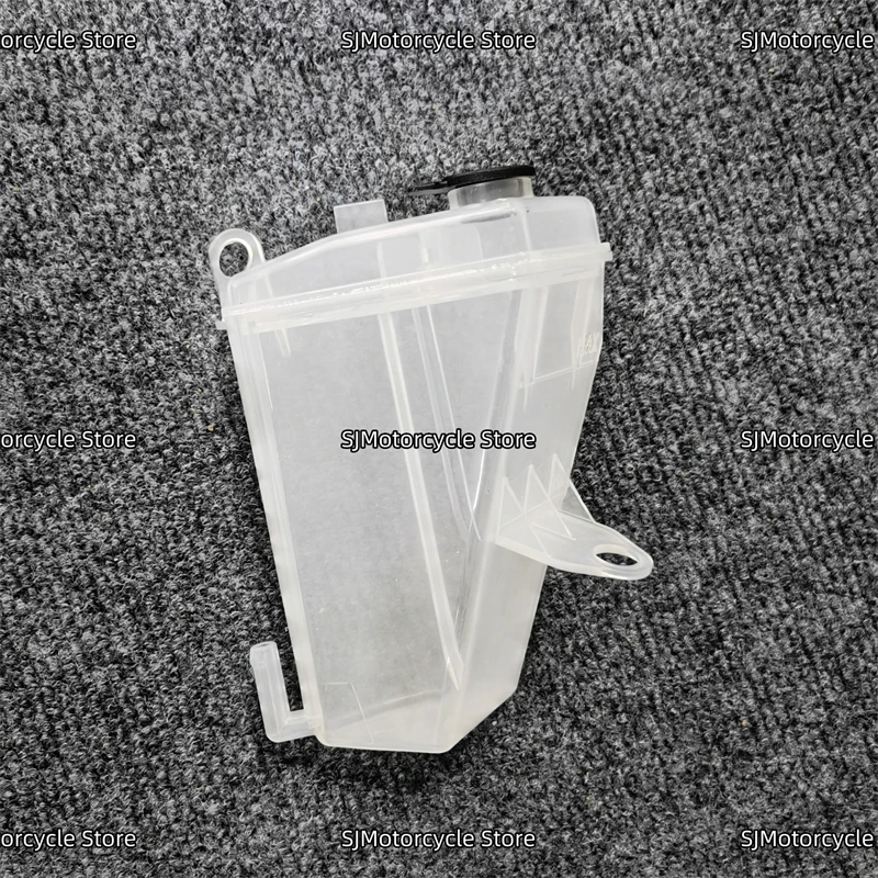 Radiator Coolant Overflow Bottle Tank Reservoir Motorcycle Fit For BMW S1000RR S1000XR 2019 2020 2021 2022 2023 2024