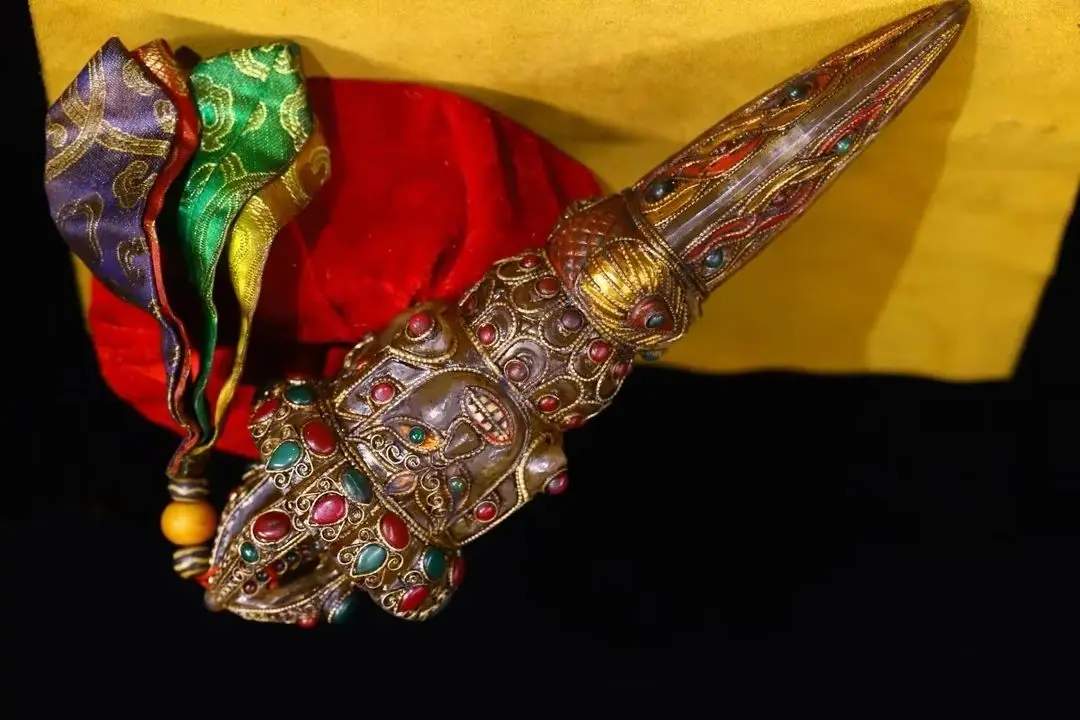 

11"Old Nepalese temples Old Natural Crystal Mosaic Gem gZi Beads Mahakala Buddha Head Vajra Phurpa Amulet Worship Hall