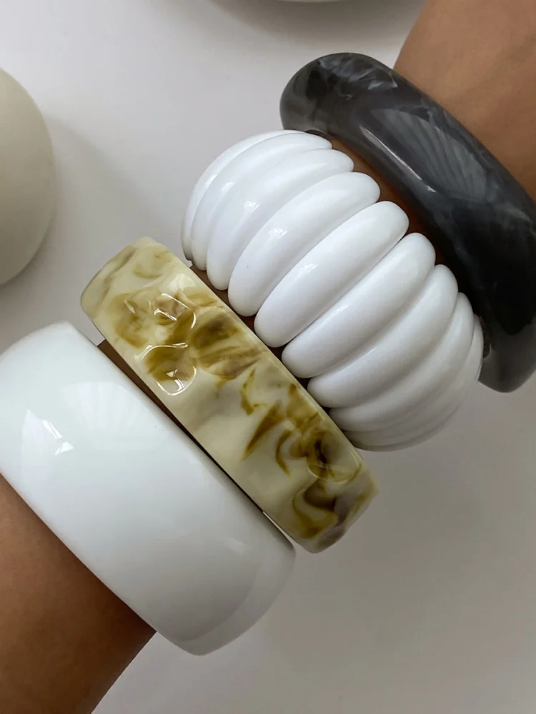 

Широкий браслет из акриловой смолы с мраморной текстурой и диффузией краски, модные нерегулярные европейские женские украшения