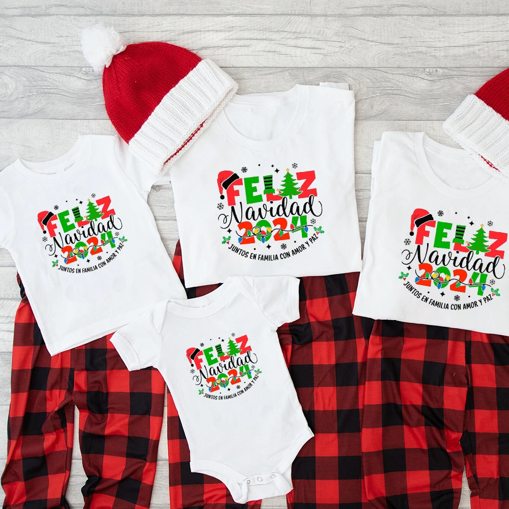 Merry Christams 2024 Family Matching Ouftits Mom Dad Kids T-shirts Baby Romper Xmas Family Shirt Feliz Navidad Clothes