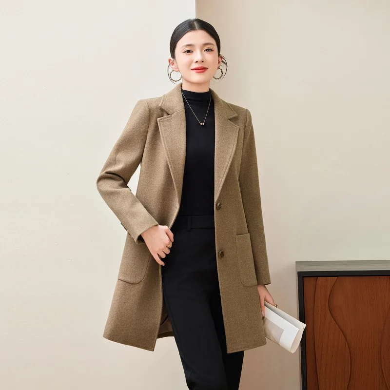 

Коричневый шерстяной пиджак для женщин2025Новый осенне-зимний миниатюрный высококачественный шерстяной повседневный плащ средней длины