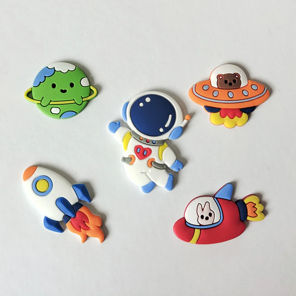 

15Pcs Outer Space Cake Decor Creative Astronaut Adornment Birthday Cake Supply Kids Party Lovely Durable Decoration