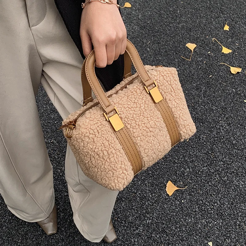 Modna torebka crossbody w kolorze khaki, puszysta, damska, w stylu boho, na ramię, jesienno-zimowa, modna torebka dla kobiet.