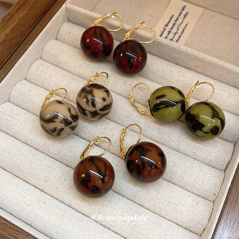 Smooth Leopard Round Bead Earrings for Women Vintage Geometric Earrings Minimalist Female Party Ear Accessories Wholesale