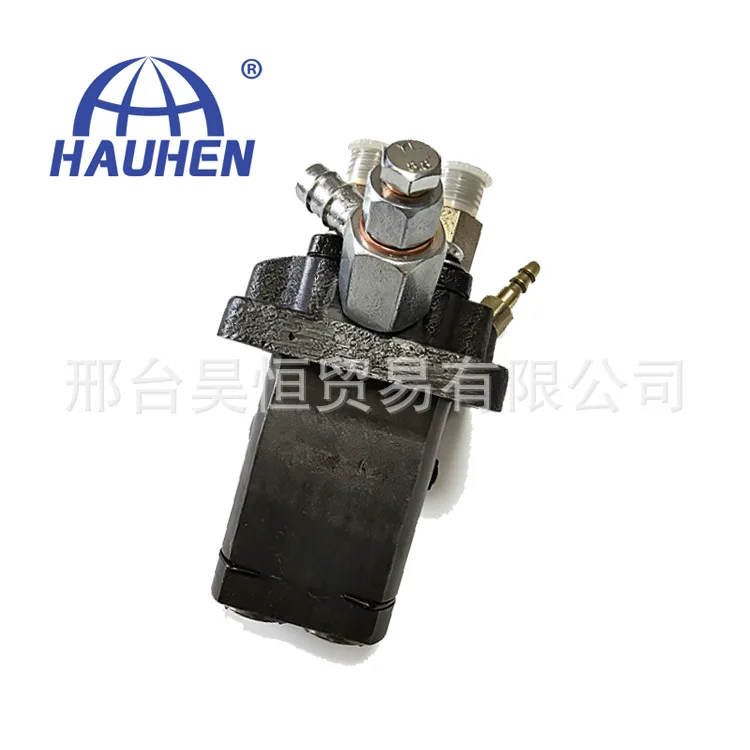 Fuel Injection Pump 16001-51012 16001-51010 16851-51010 Suitable For Kubota New