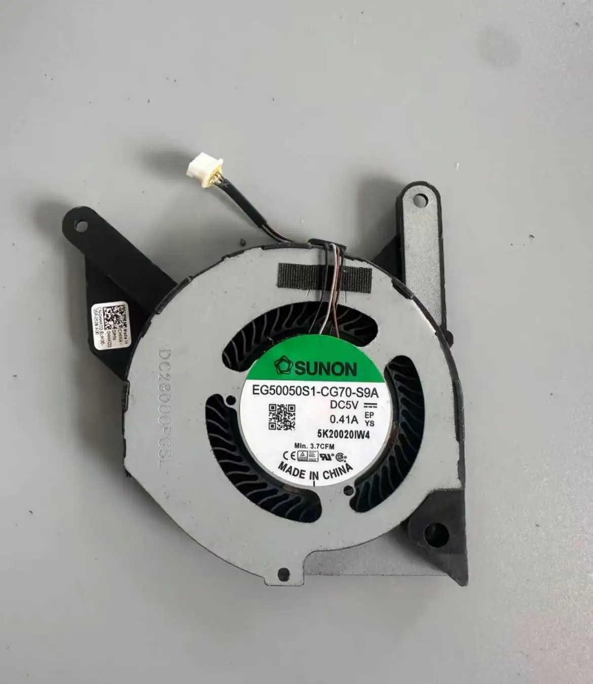

Original 0HKD2 HHKD2 suitable for Dell Latitude 5410 integrated graphics card fan