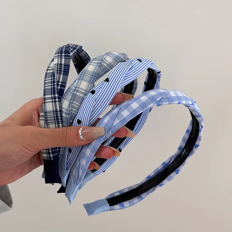 Korean Style Plaid Twisted Headband Non-Slip Grippy Teeth Hairband for High Crown Narrow Hair Clip for Women Cute Girly Headwear