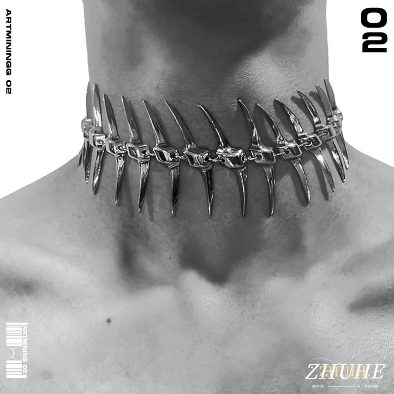ZHUHE The Thorny Fishbone Necklace In Cyberpunk Style Is A Jewelry Accessory For Men And Women And A Party Gift