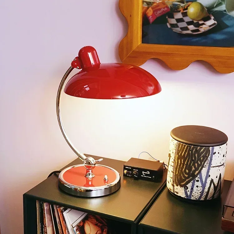 Danish Bauhaus Student Eye-protecting Reading Bedroom and Study Nordic Simple and Light Luxury Internet-famous Ins Bedside Lamp