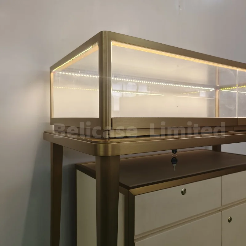 Custom Made Gold Glass Jewellery Cabinet, Contador de jóias, Counter Design, Loja de luxo Móveis, Custom Made Fashion