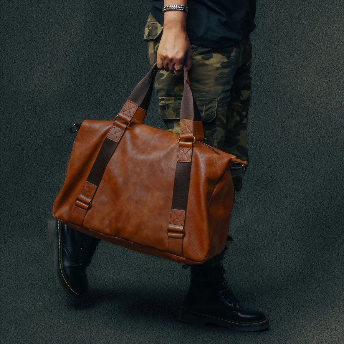 High Quality Vintage Hand-Brushed Vegetable Tanned Leather Hand Carrying Travel Bag Genuine Crossbody Portable Fitness